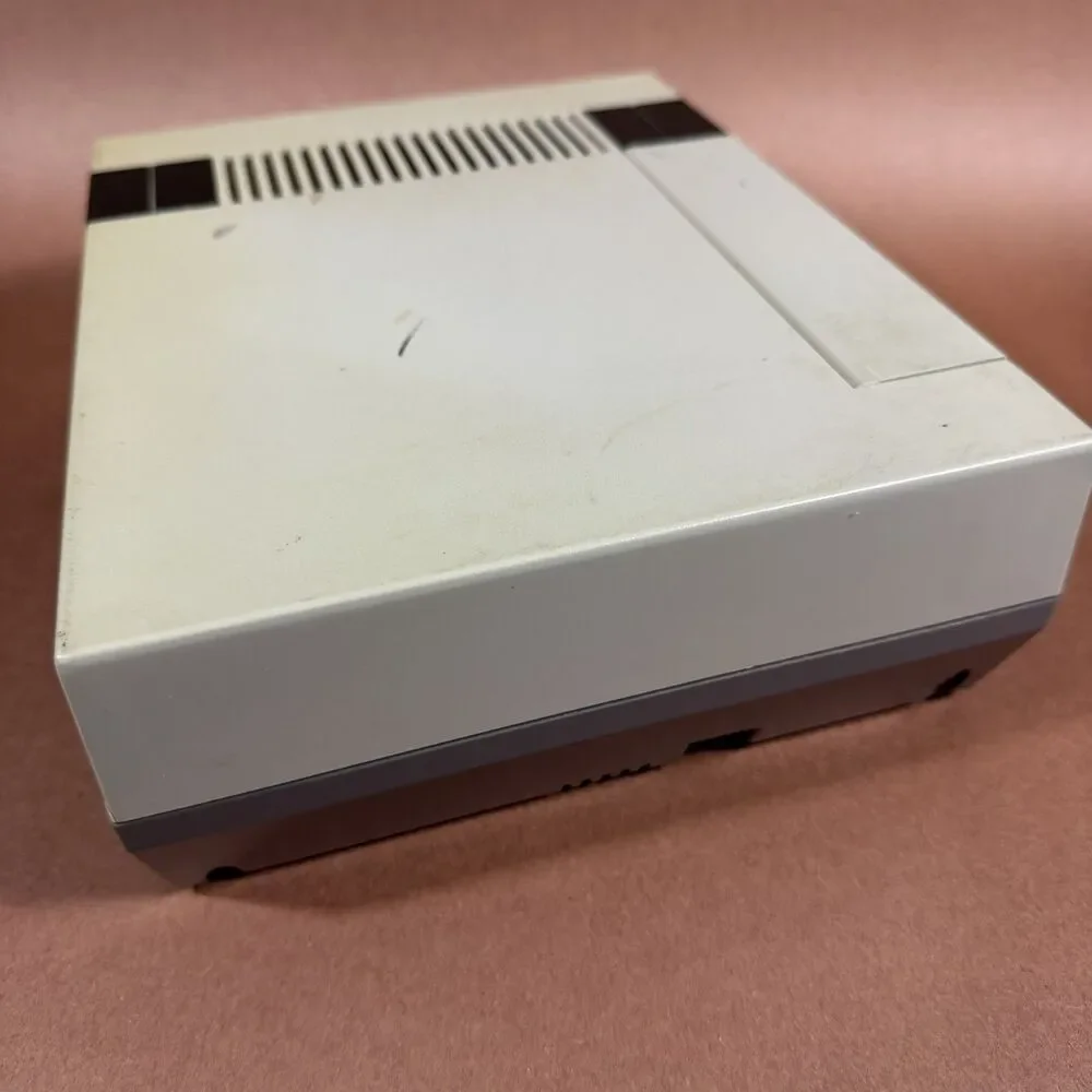 Nintendo Entertainment System NES-001 Console 1985